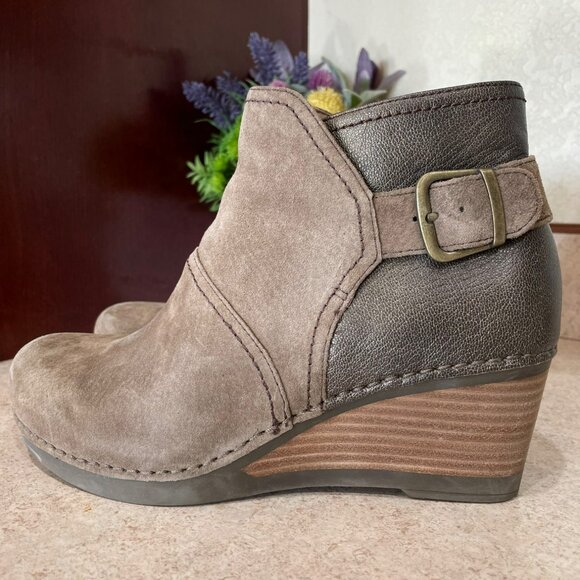Dansko Shirley  Leather & Suede Ankle Boots Size 37 Brown Wedge Heel Side Zipper - Picture 4 of 8